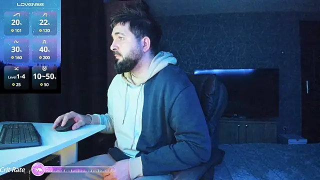 Snapshot of Eduu2322 chatting on 12.30.24 Eduu2322 online show from 12.30.24