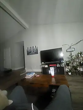 Snapshot of Cemg chatting on 02.05.25 Cemg online show from 02.05.25