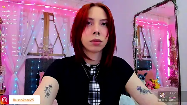 Snapshot of laura_olssen chatting on 10.16.25 laura olssen online show from 10.16.25