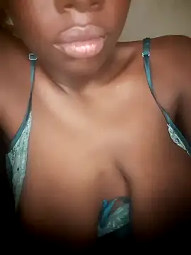 Snapshot of Saggy_boobs chatting on 12.08.24 Saggy boobs online show from 12.08.24