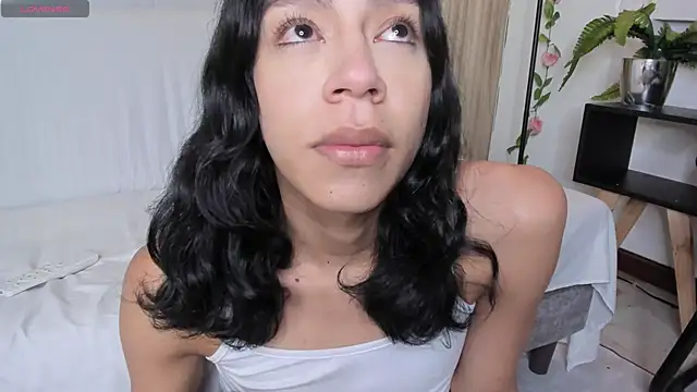 Snapshot of AdammClark1 chatting on 01.08.25 AdammClark1 online show from 01.08.25