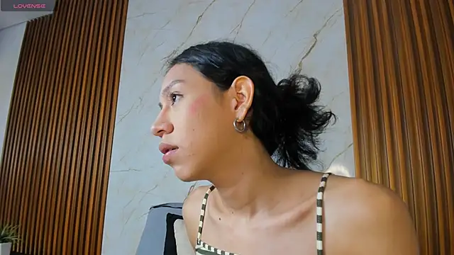 Snapshot of AdammClark1 chatting on 01.13.25 AdammClark1 online show from 01.13.25