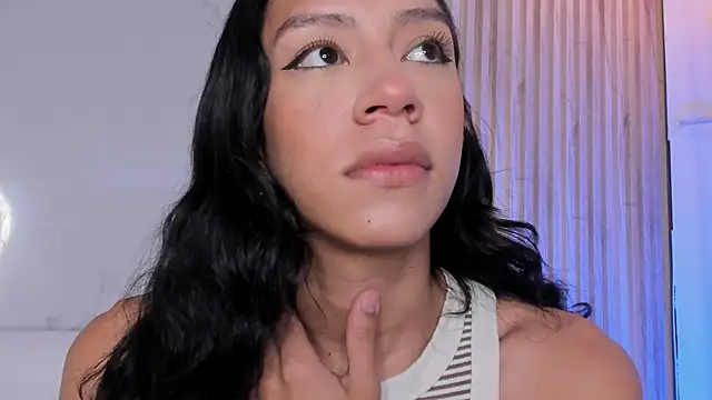 Snapshot of AdammClark1 chatting on 01.14.25 AdammClark1 online show from 01.14.25