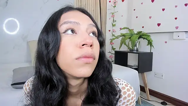 Snapshot of AdammClark1 chatting on 03.18.25 AdammClark1 online show from 03.18.25