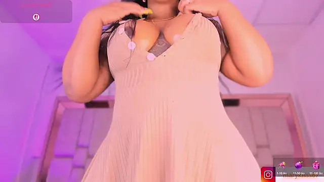 Snapshot of mary_kisses chatting on 11.20.25 mary kisses online show from 11.20.25