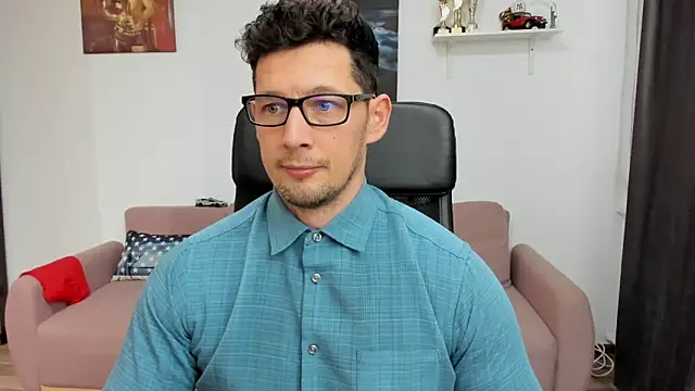 BrutusK08 online show from 02.18.25