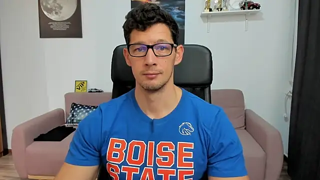 BrutusK08 online show from 11.19.25