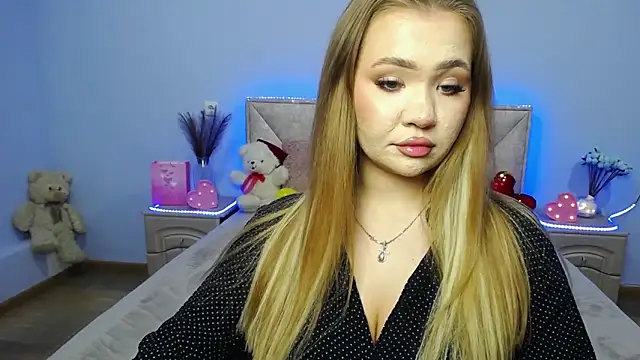 Snapshot of StacyYellig chatting on 01.12.25 StacyYellig online show from 01.12.25