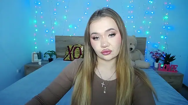 Snapshot of StacyYellig chatting on 01.30.25 StacyYellig online show from 01.30.25