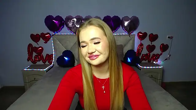 Snapshot of StacyYellig chatting on 02.21.25 StacyYellig online show from 02.21.25