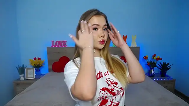 Snapshot of StacyYellig chatting on 03.11.25 StacyYellig online show from 03.11.25