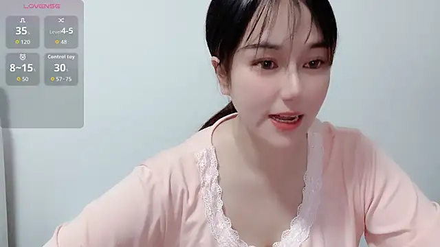 Snapshot of LIsha--170 chatting on 04.08.26 LIsha--170 online show from 04.08.26