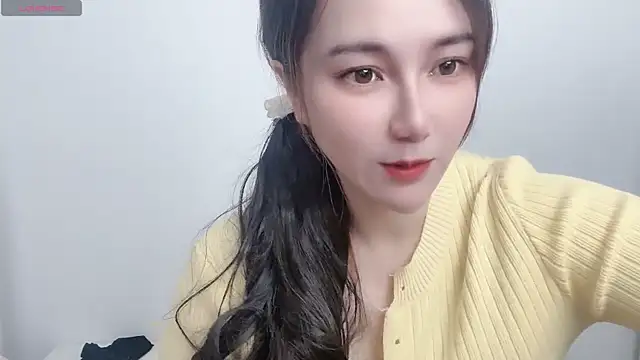 Snapshot of LIsha--170 chatting on 04.14.26 LIsha--170 online show from 04.14.26