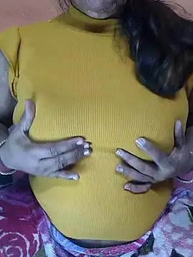 CUTE SOPHIA- online show from 12.22.24