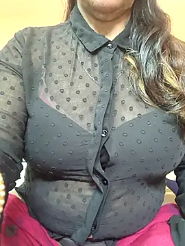 CUTE SOPHIA- online show from 02.22.25