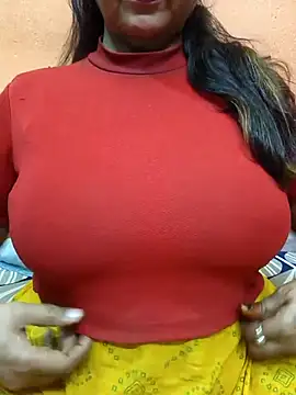 CUTE SOPHIA- online show from 02.24.25