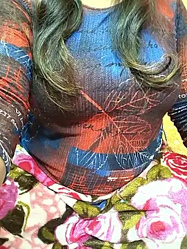 CUTE SOPHIA- online show from 11.17.25