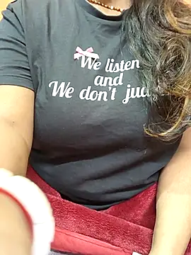 CUTE SOPHIA- online show from 12.23.25