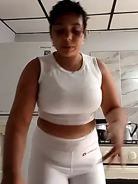 Snapshot of stefanie010 chatting on 01.08.25 stefanie010 online show from 01.08.25