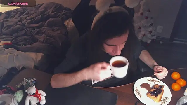 izilizi 23 online show from 01.10.25