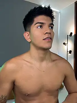 santiago 01 online show from 02.26.26