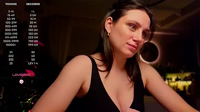 moon deity  online show from 02.06.25