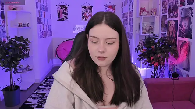 CoralineKeyns online show from 10.20.25