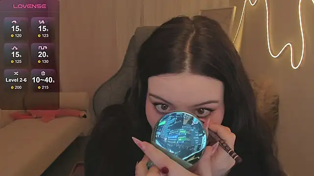 CoralineKeyns online show from 02.20.26