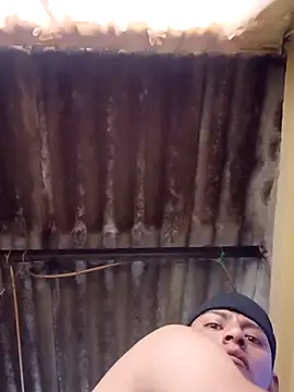 Snapshot of dantero chatting on 12.31.24 dantero online show from 12.31.24