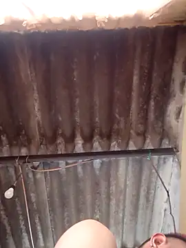 Snapshot of dantero chatting on 02.25.25 dantero online show from 02.25.25