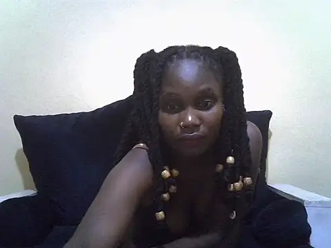 Snapshot of Zoya-Kay chatting on 10.07.25 Zoya-Kay online show from 10.07.25