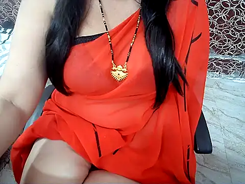 Snapshot of rehana_housewife chatting on 12.06.24 rehana housewife online show from 12.06.24