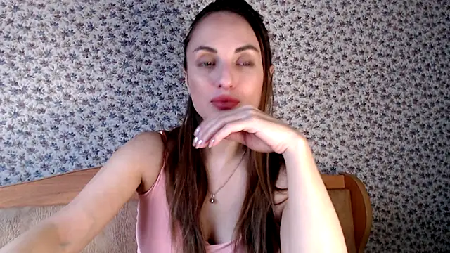 Tinadream20 online show from 11.25.25