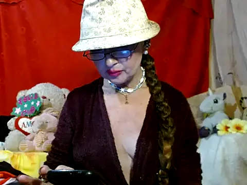 hottieperla online show from 04.15.26