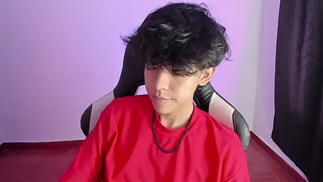 Snapshot of Alan26_ chatting on 01.27.25 Alan26 online show from 01.27.25