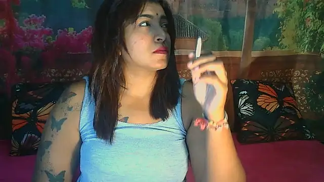 Snapshot of RoyalIndianCreamPuff chatting on 06.28.26 RoyalIndianCreamPuff online show from 06.28.26
