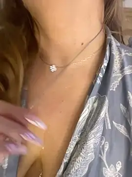 AurorHarris online show from 11.17.25