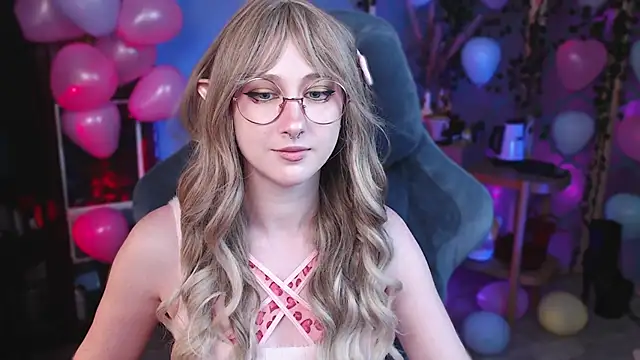 Rory Pink online show from 02.15.25