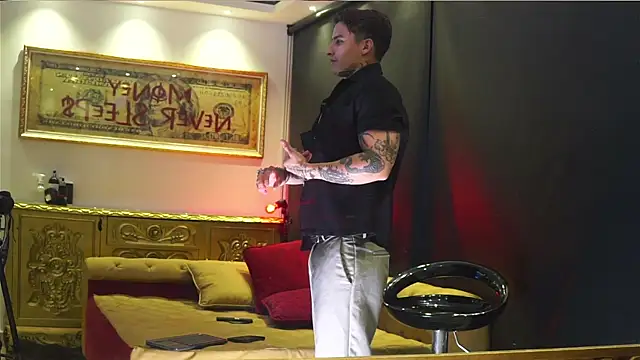 dantecoppolaa  online show from 06.06.26