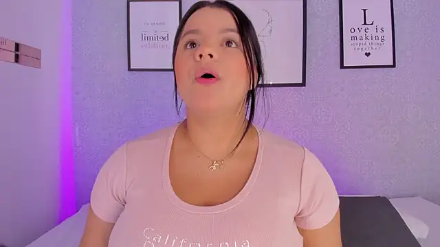 Natasha harper online show from 12.15.25