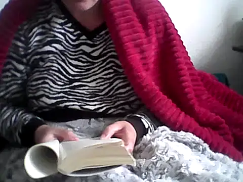 Snapshot of DragoneSFR chatting on 03.13.25 DragoneSFR online show from 03.13.25