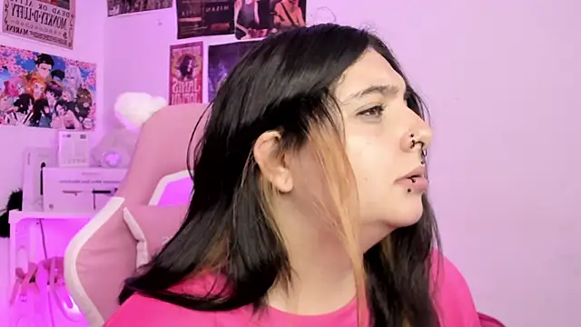 Sachi Meow online show from 11.15.25