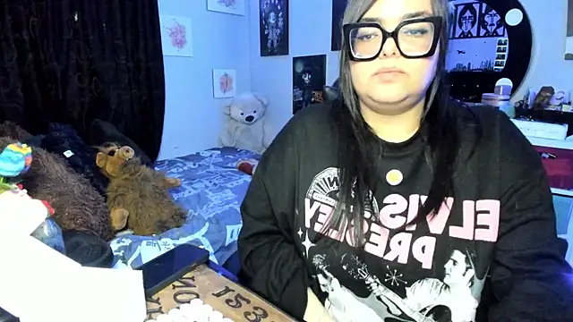 Luise Meyrink online show from 11.18.25