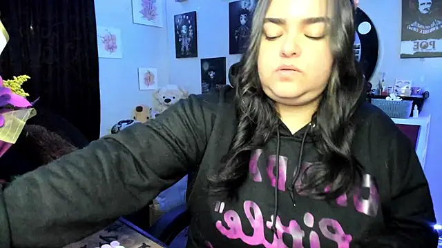 Luise Meyrink online show from 12.16.25