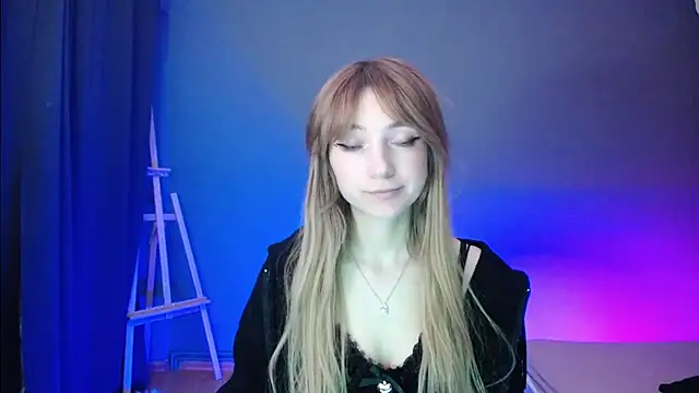 LuciaYoung online show from 03.08.25