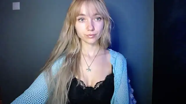 LuciaYoung online show from 11.15.25