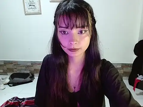 Snapshot of _annie_rosse chatting on 02.17.25  annie rosse online show from 02.17.25
