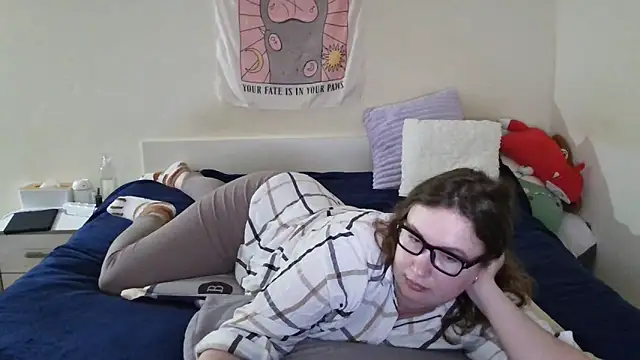 Snapshot of franceska_blue chatting on 12.21.24 franceska blue online show from 12.21.24