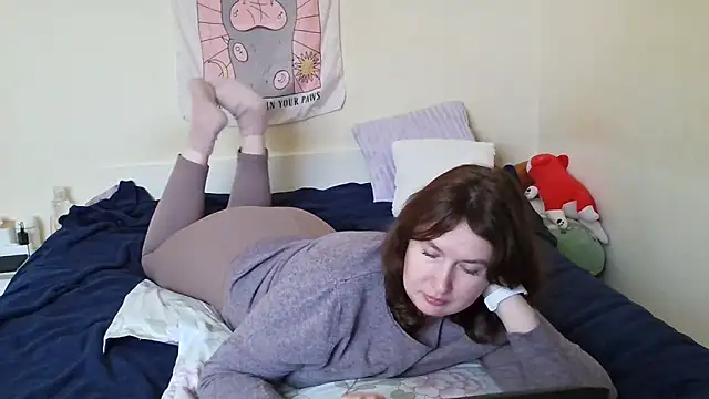 Snapshot of franceska_blue chatting on 02.19.25 franceska blue online show from 02.19.25