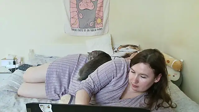 Snapshot of franceska_blue chatting on 03.21.25 franceska blue online show from 03.21.25